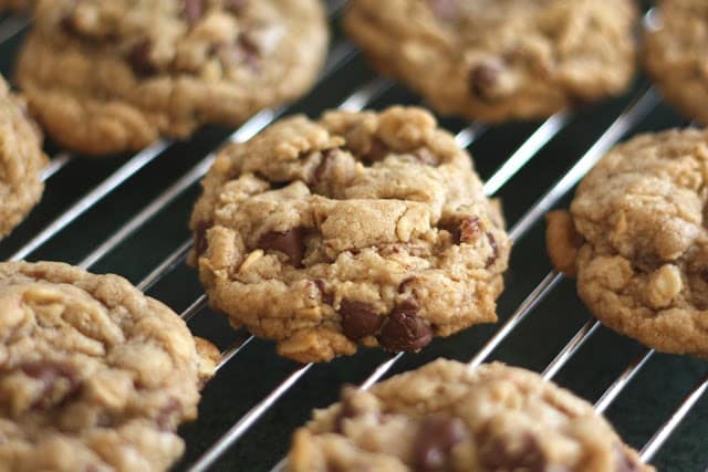 Bake Effortless Gluten-Free Marry Me Cookies in One Pot